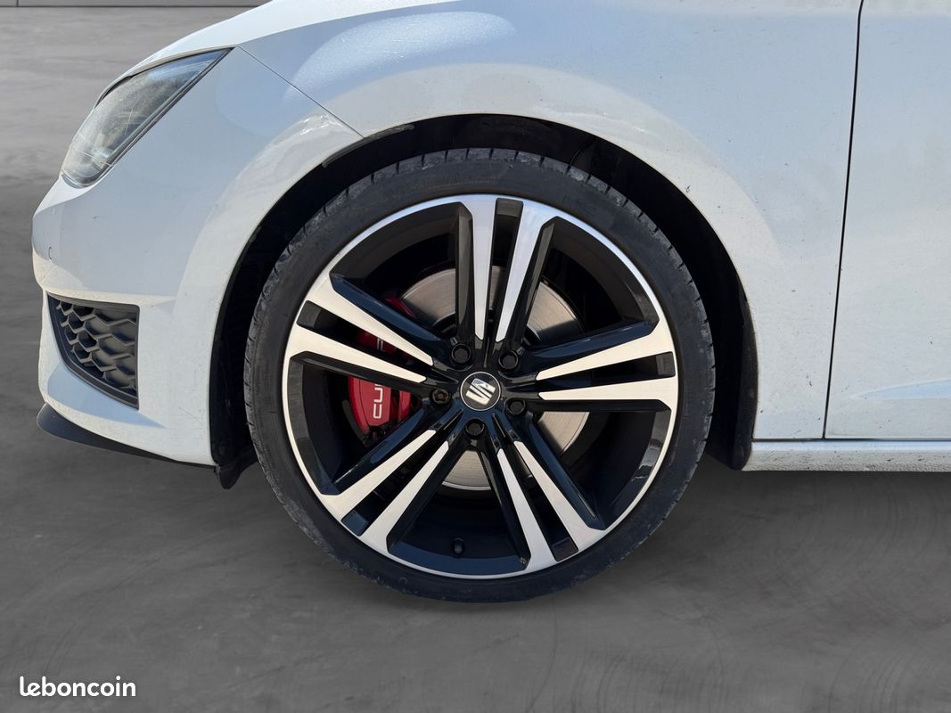 SEAT LEON 2.0 TSI 280 CUPRA CarPlay Toit ouvrant pano Sièges sport chauffants Garantie 12 mois (image 15)