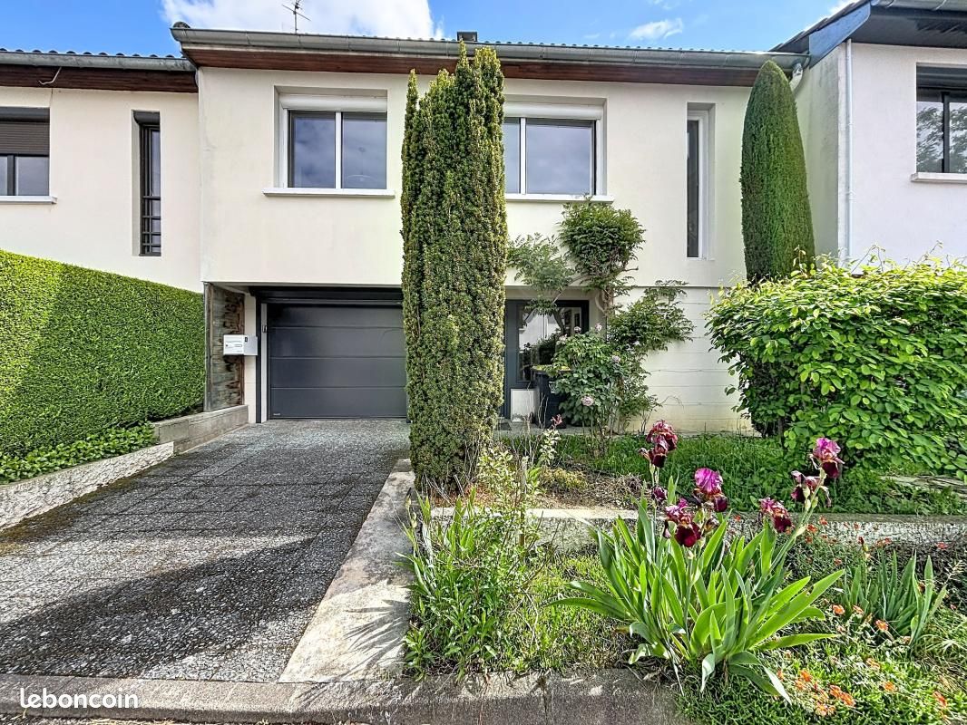 Maison 4 pièces 133 m² · à Saint-Just-Saint-Rambert · 133 m² · 263 000 €