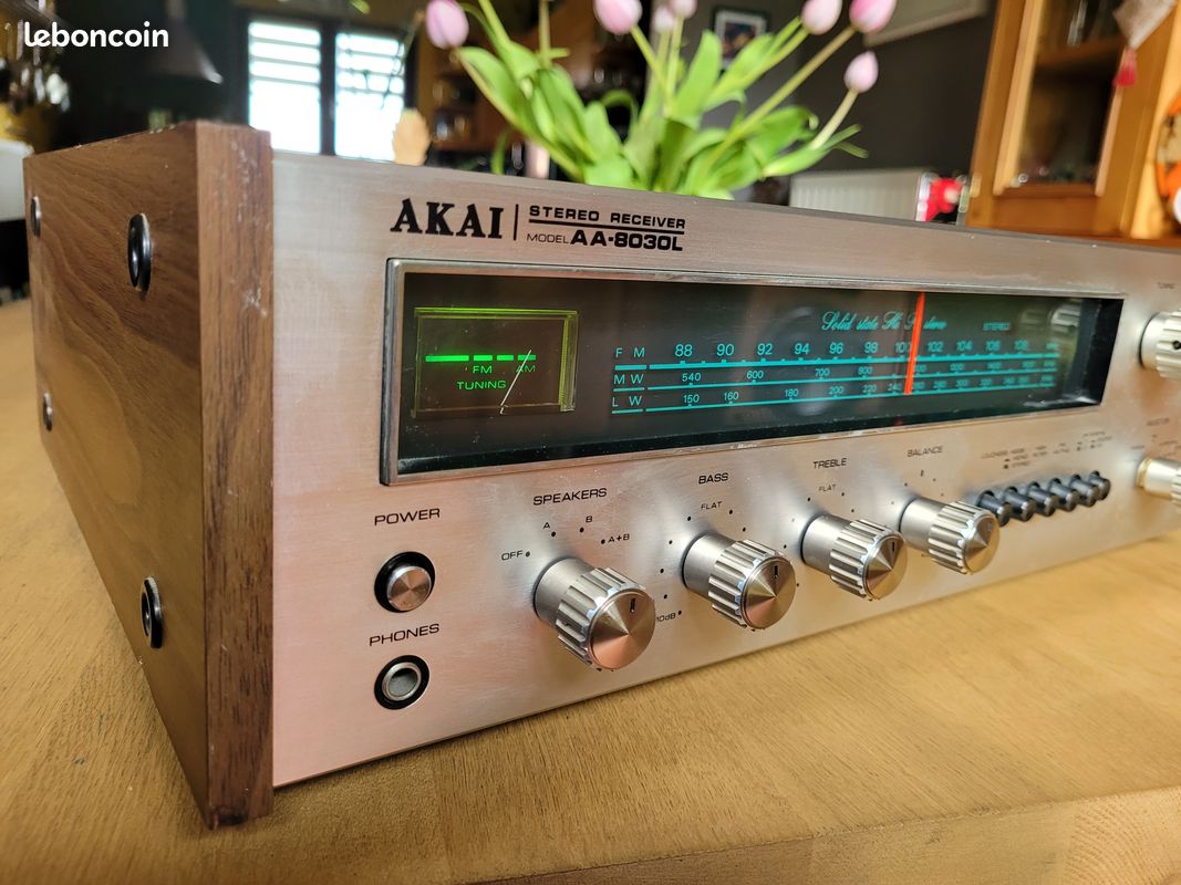 Ampli tuner Akaï AA-8030L (image 1)