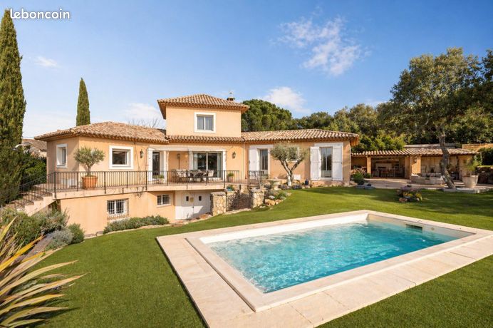 Villa 7 pièces 184 m²