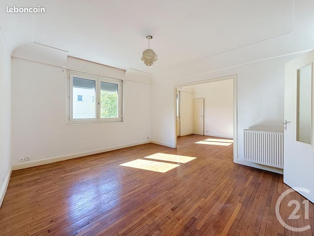 Appartement 3 pièces 84 m² · à Dijon · 84 m² · 160 000 €