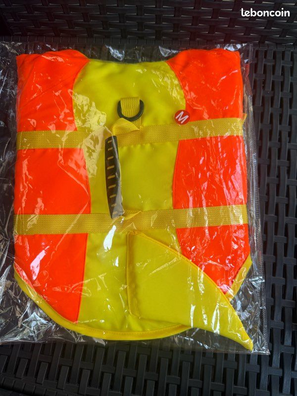 Gilet de sauvetage pour chien (image 1)