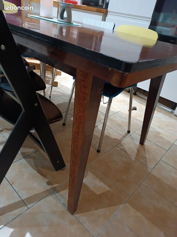 Table formica (image 2)
