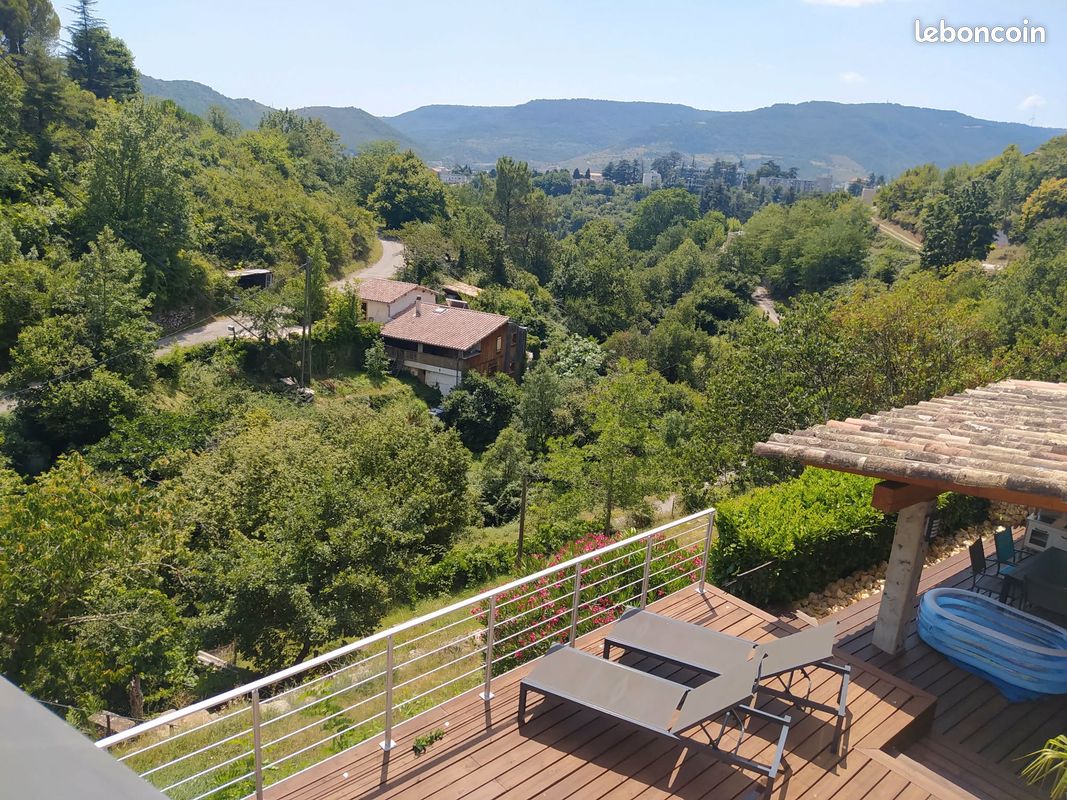 Maison 7 pièces 185 m² · à Coux · 185 m² · 325 000 €