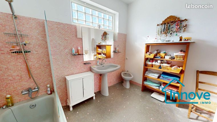 Maison 8 pièces 197 m² — 26