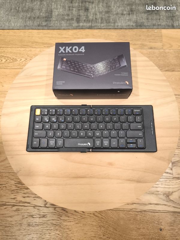 Clavier USB Pliable QWERTY Bleu - Occasion Comme Neuf - Parfait Pour La Mobilité