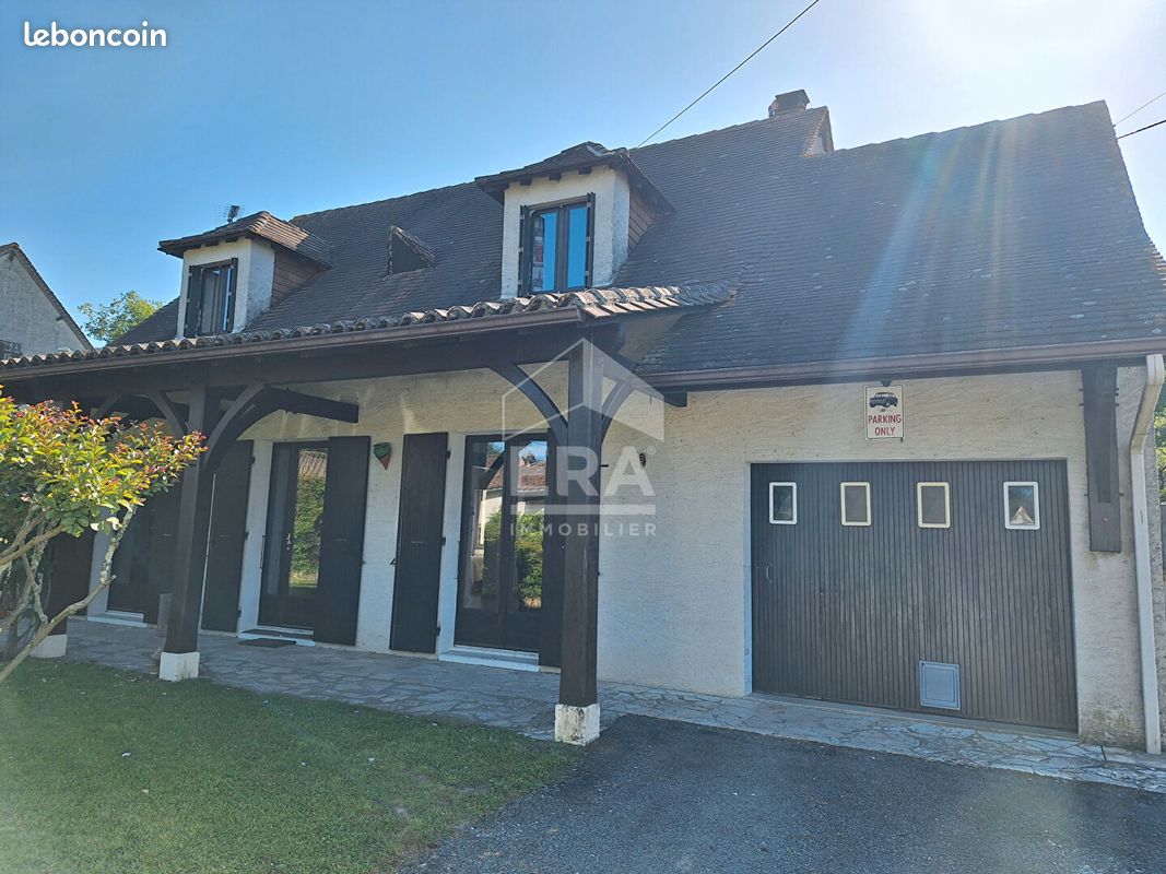 Maison 6 pièces 118 m² · à Montpon-Ménestérol · 118 m² · 169 000 €