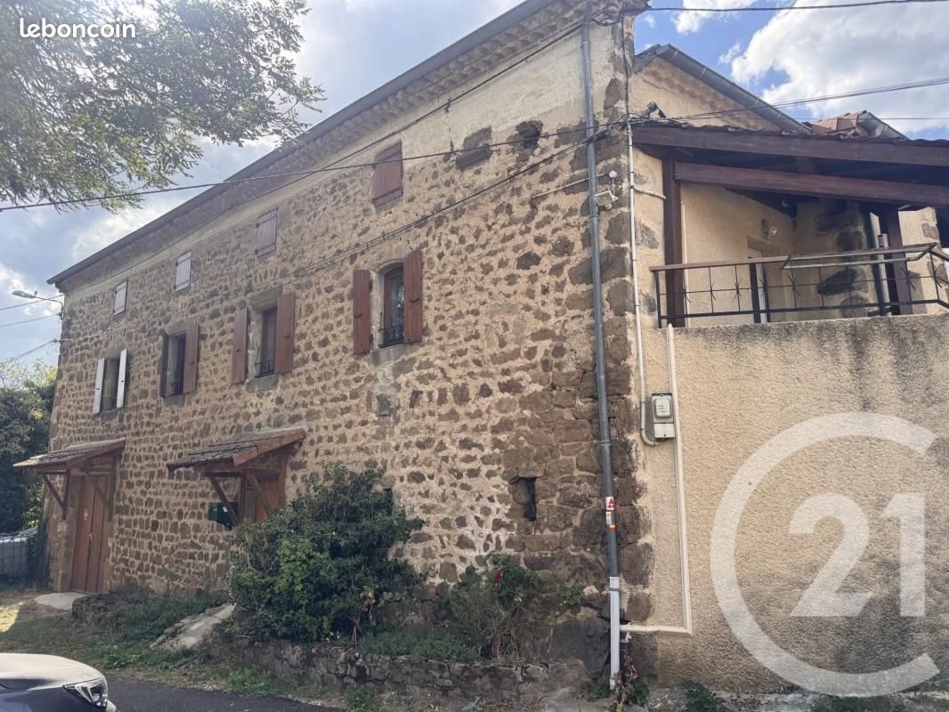 Maison 5 pièces 95 m² · à Vanosc · 95 m² · 179 000 €
