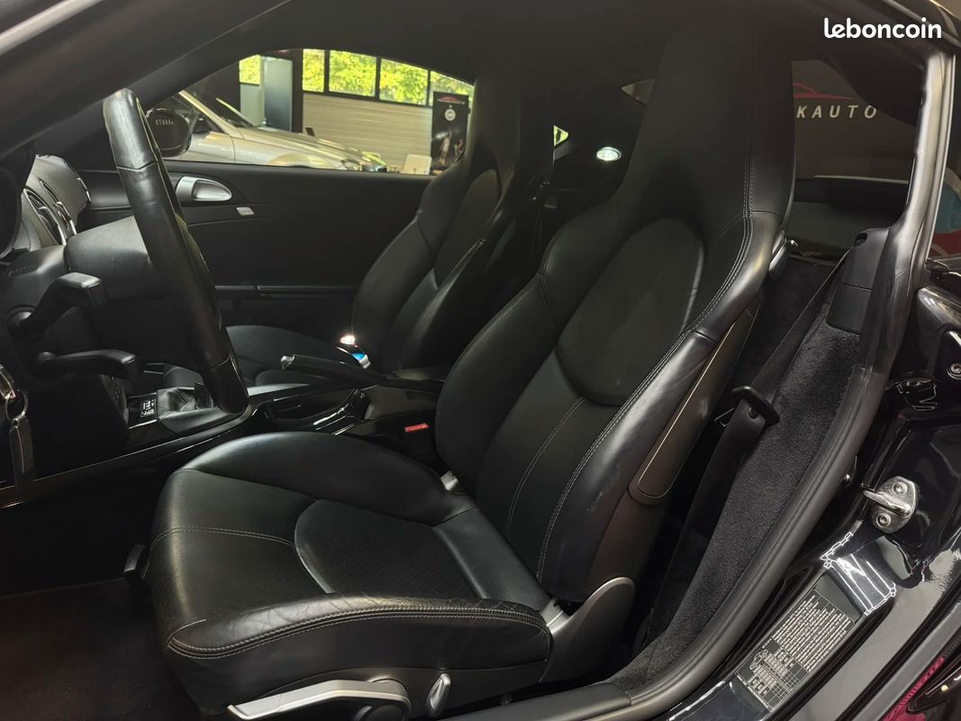 Porsche 987 CAYMAN S 3.4L 295 CH - *SUIVI PORSCHE *Suspensions piloté *Radar de stationnement *Pack Cuir noir (image 16)