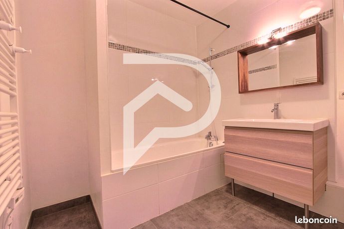 Appartement a louer villeneuve-la-garenne - 3 pièce(s) - 70 m2 - Surfyn