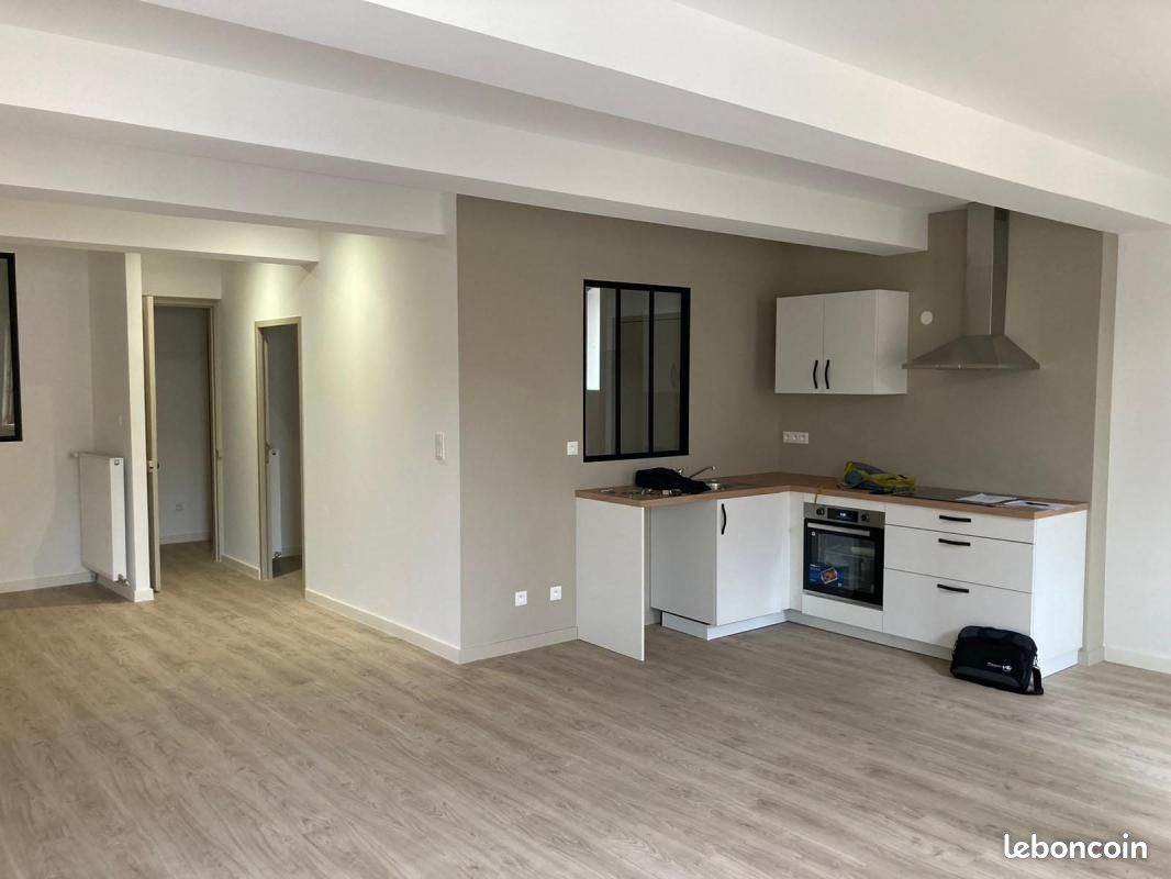 Appartement a louer bourgoin-jallieu - 1 pièce(s) - 75 m2 - Surfyn