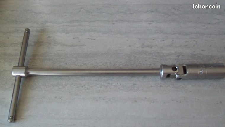 Clé à bougie Facom / 21mm (Gebraucht) in Biel/Bienne für CHF 5 - mit