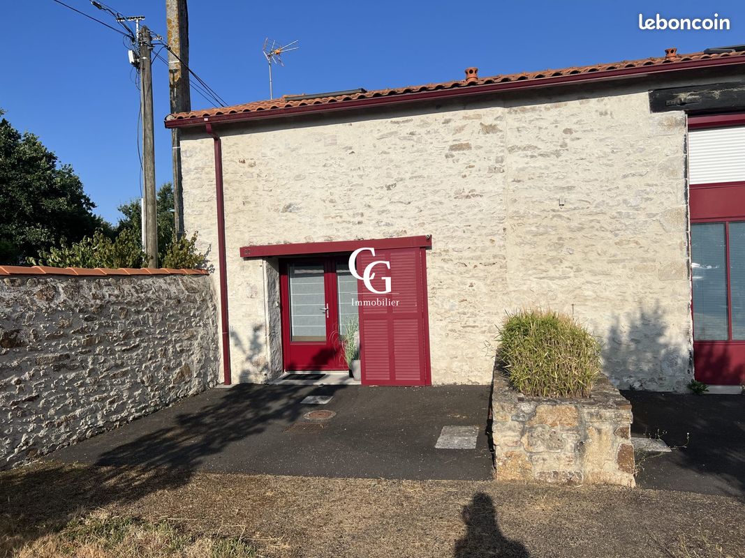 Maison 3 pièces 54 m² · à Aigrefeuille-sur-Maine · 54 m² · 229 950 €