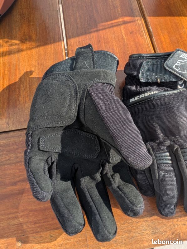 Lot de deux casques jet et gants très peu porté (image 10)