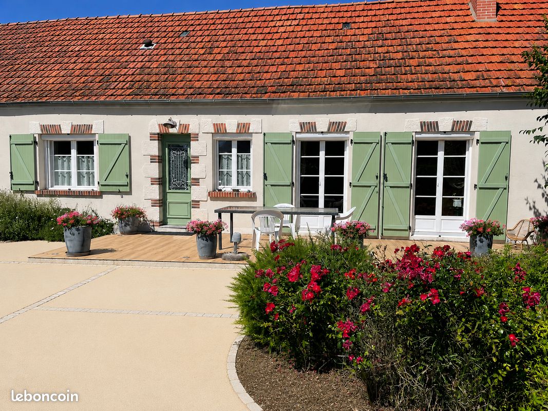 Maison 7 pièces 167 m² · à Saint-Denis-en-Val · 167 m² · 385 000 €