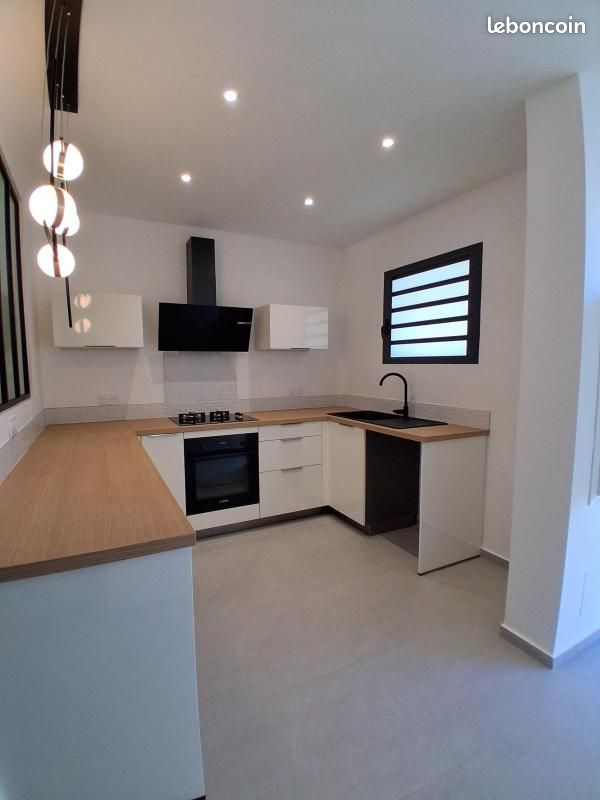 Maison 4 pièces 110 m² · à Saint-Pierre · 110 m² · 1 780 €