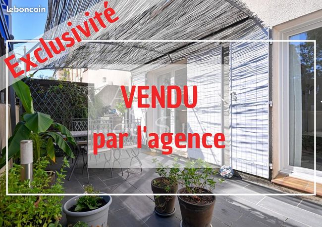 https://img.leboncoin.fr/api/v1/lbcpb1/images/5a/37/4b/5a374b4d47f12b80c8263974842791932fd0d825.jpg?rule=ad-image