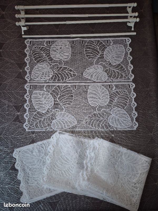 Mini rideaux et tringles extensibles sans perçage (image 2)