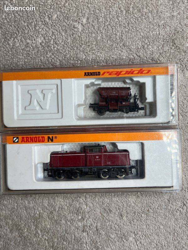 ECHELLE N MINITRIX DB 360 Rouge Diesel Locomotive & 3 Freight Voitures