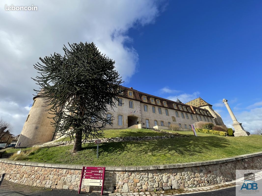 Appartement 3 pièces 59 m² · à Ambierle · 59 m² · 450 €/mois