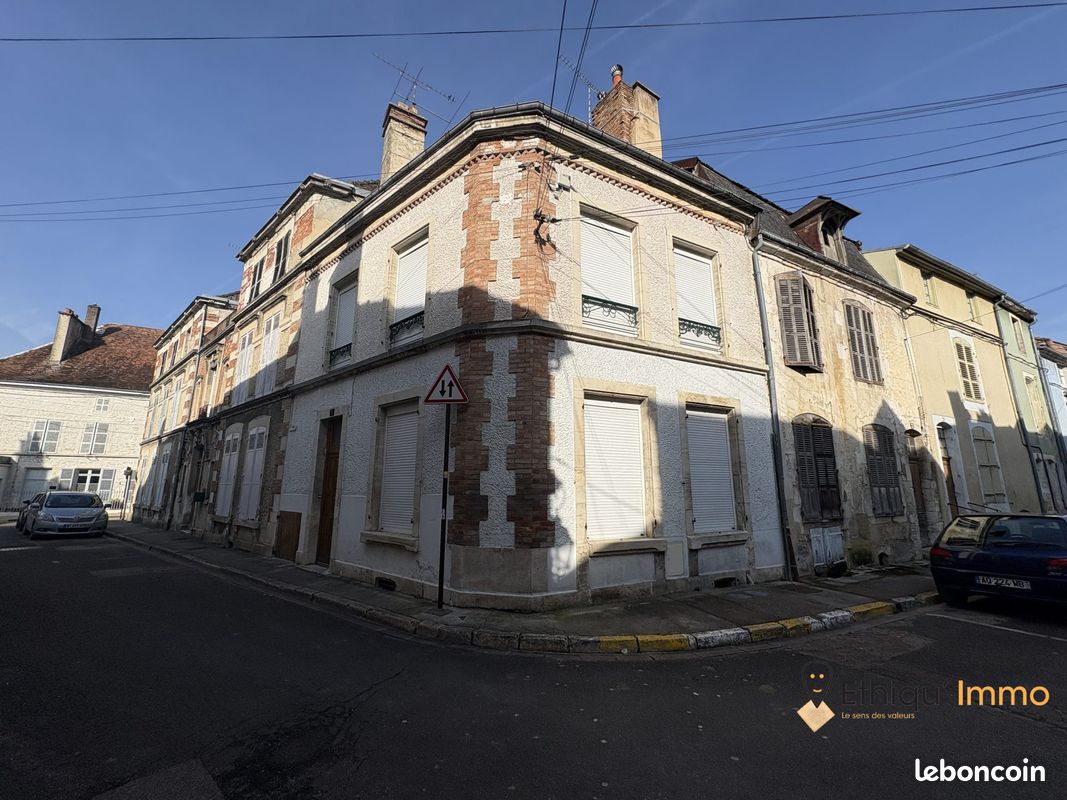 Maison 4 pièces 79 m² · à Bar-sur-Aube · 79 m² · 79 000 €