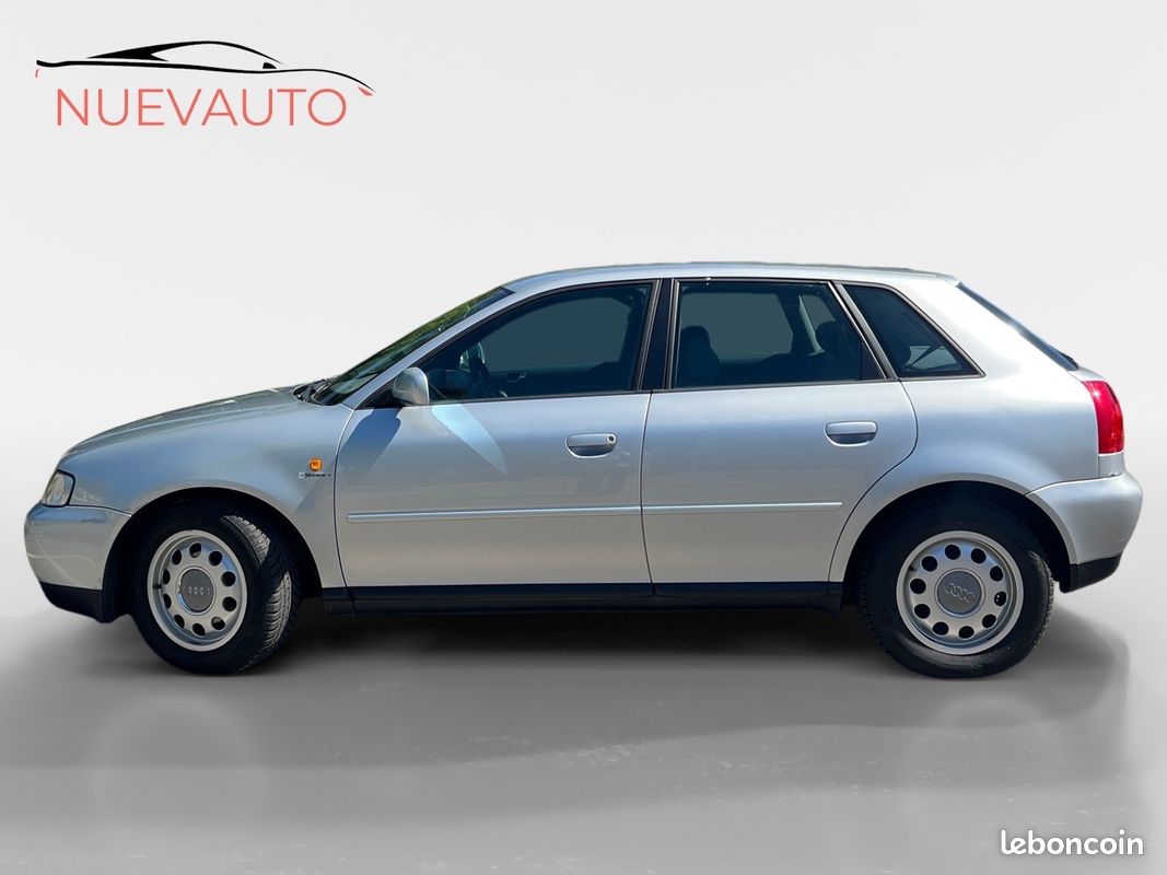 AUDI A3 A3 1.6i Ambiente A (image 3)
