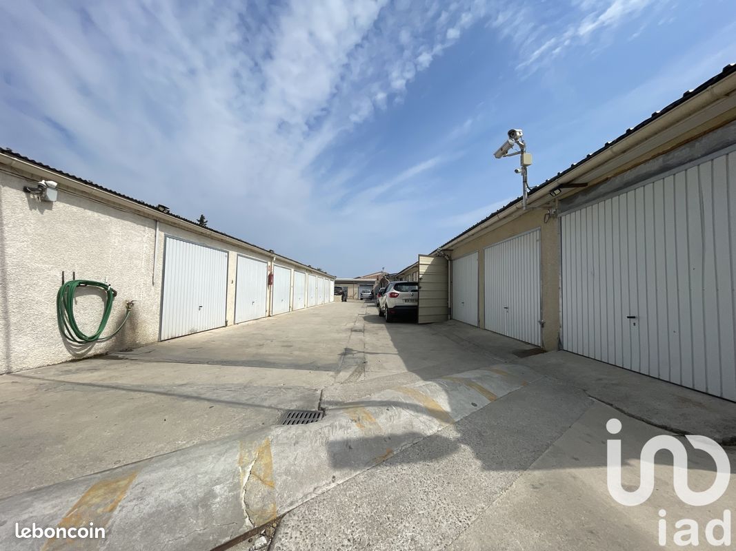 Parking 2977 m² · à Perpignan · 2 977 m² · 890 000 €