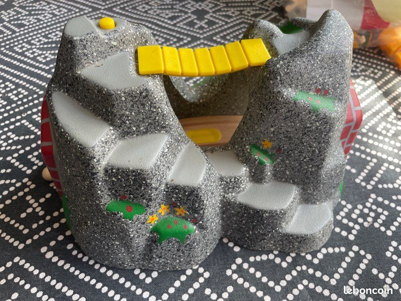 Brio World Tunnel d'Aventures - 4 sons - Accessoire pour circuit de