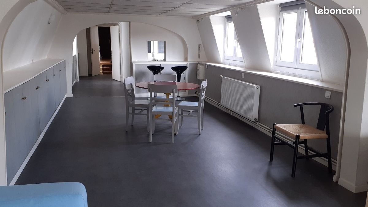 Appartement 2 pièces 60 m² · à Croix · 60 m² · 650 €