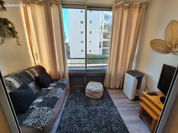 Joli t2 de 28m2 avec parking privé à 5min centre-ville port plage