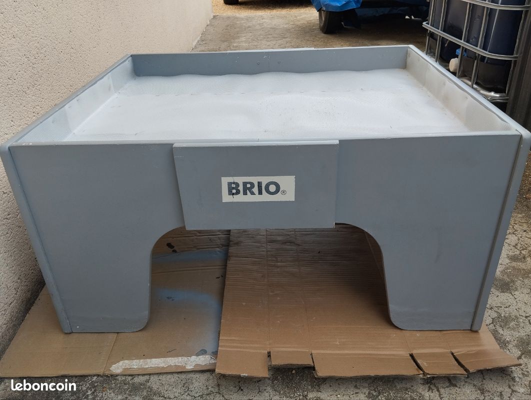 Table jeux BRIO en bois (image 1)