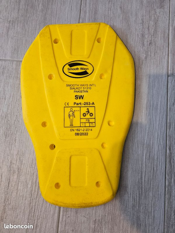 Protégez Vos épaules Avec Les Protecteurs D'épaule Niveau 1 D3O® De Merlin - Confort Et Sécurité