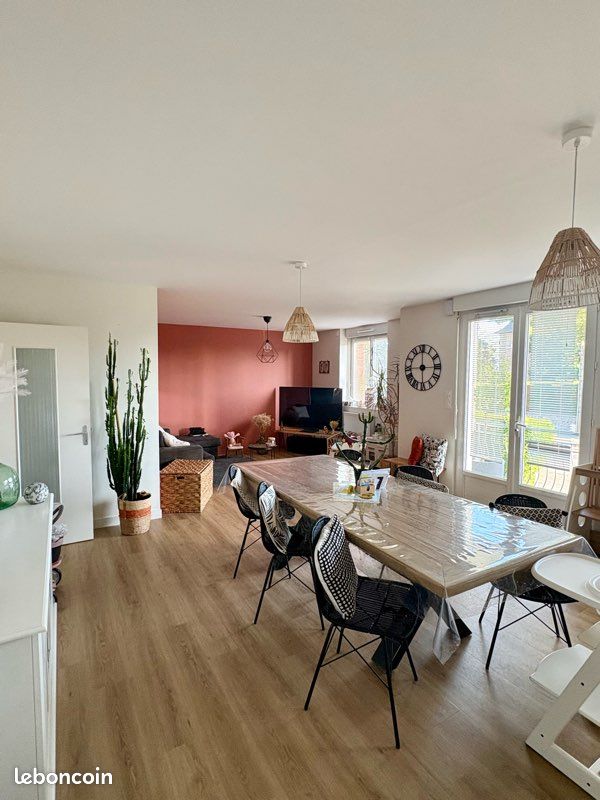 Maison 4 pièces 85 m² · à Fougères · 85 m² · 930 €/mois