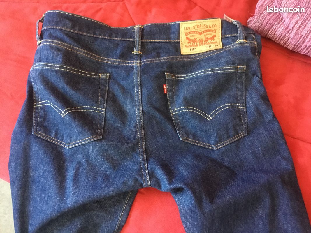 Vends jean LÉVIS jamais porté taille w32 L34 (image 1)