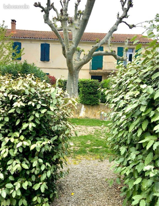 Maison 28 pièces 600 m² · à Tarascon · 600 m² · 890 000 €