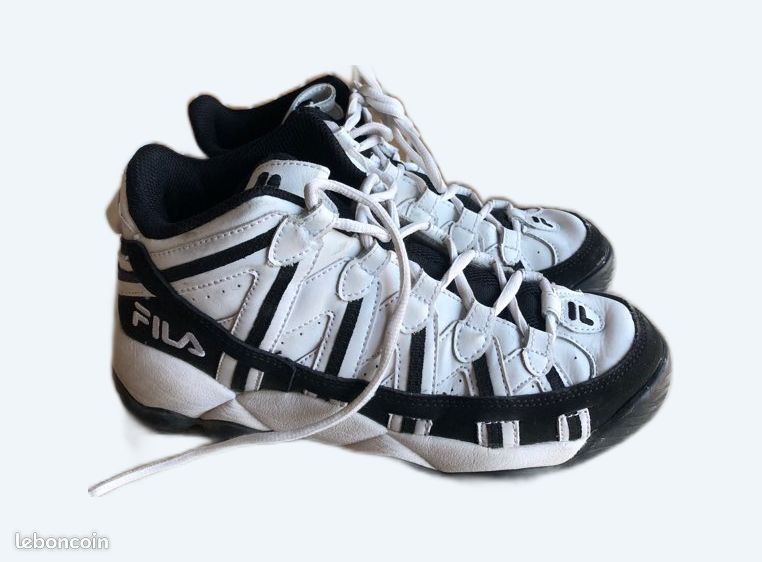 Turnkey Solutions Fila Spaghetti Noir Et Blanc Basket De Sport