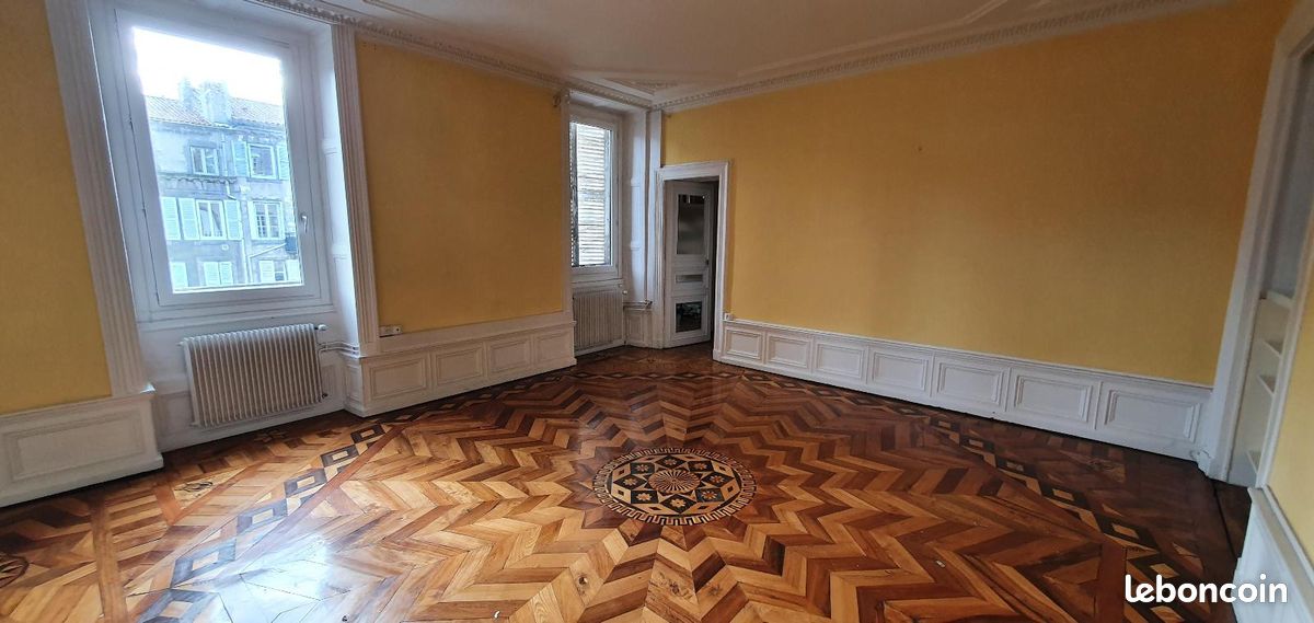 Appartement 3 pièces 71 m² · à Clermont-Ferrand · 71 m² · 945 €