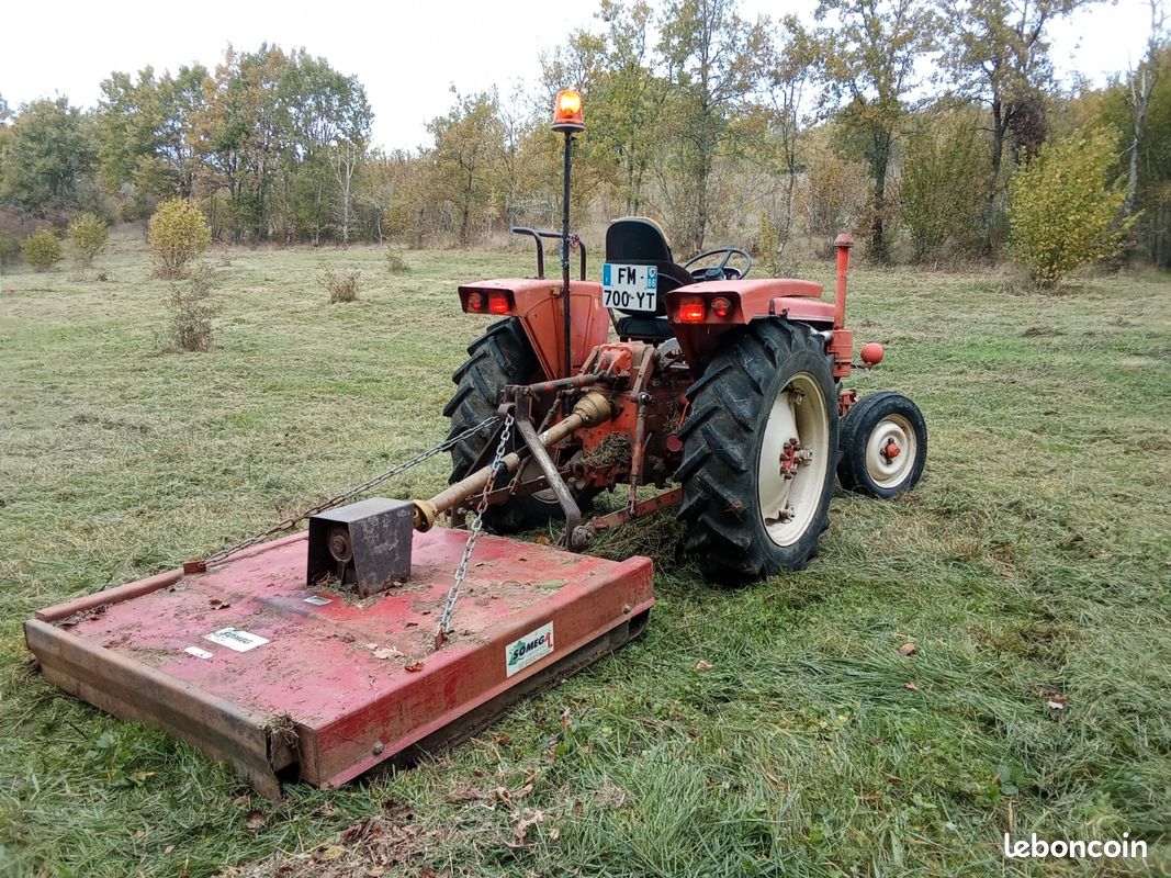 Tracteur avec gyrobroyeur 1m40 - Tracteurs