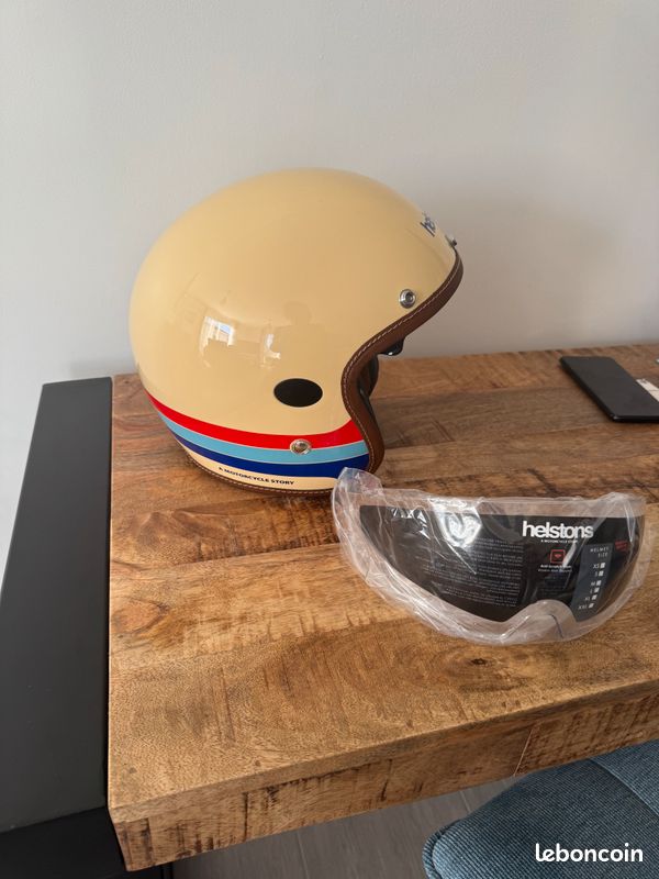 Casque moto (image 1)