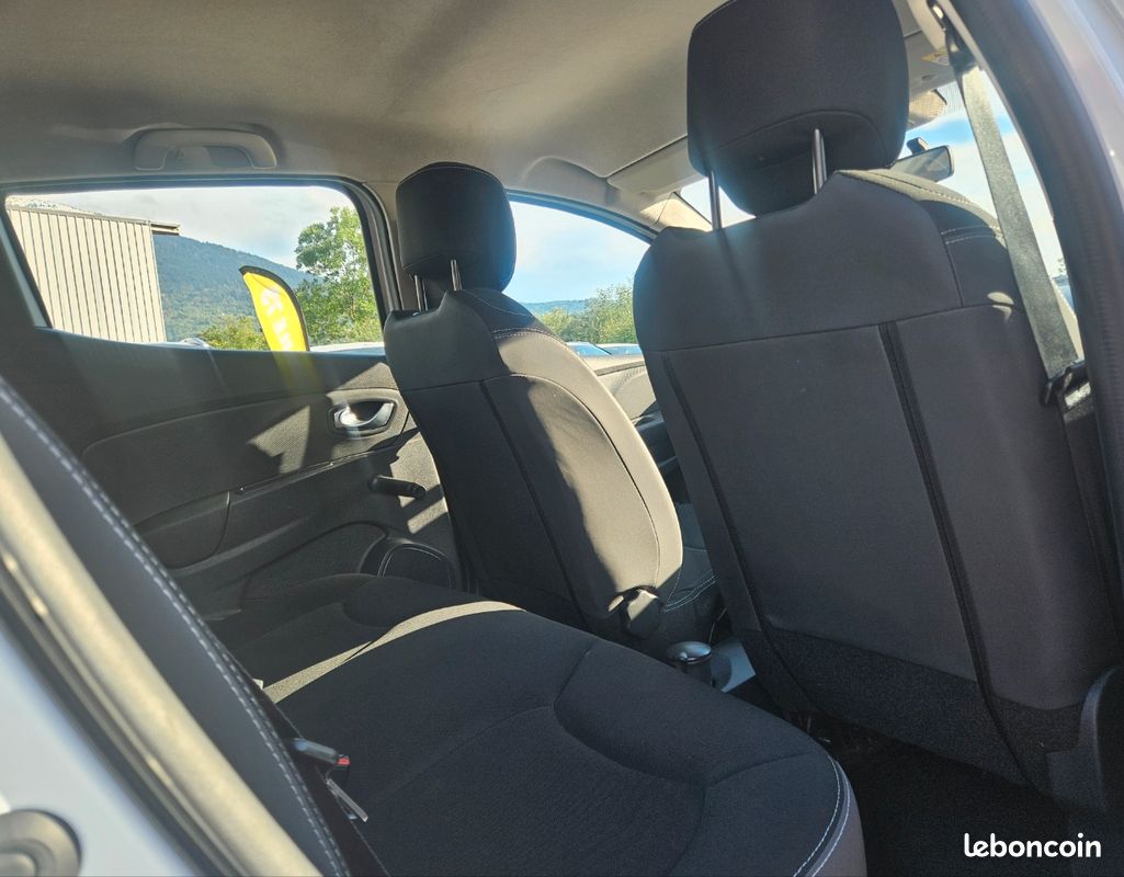 Clio 1.2 16v 75 life 12/2017 garantie 6 mois (image 9)