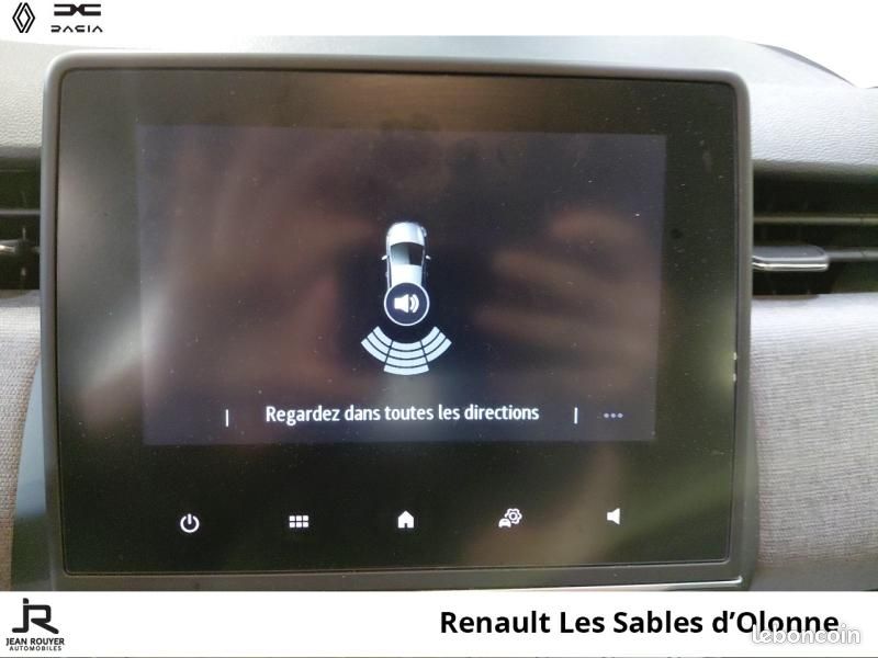 Renault Clio 1.6 E-Tech 145ch full hybrid Evolution - 24 (image 18)