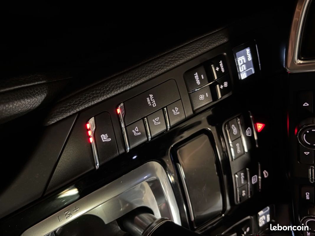 PORSCHE CAYENNE 4.2D V8 S Tiptronic S A (image 26)