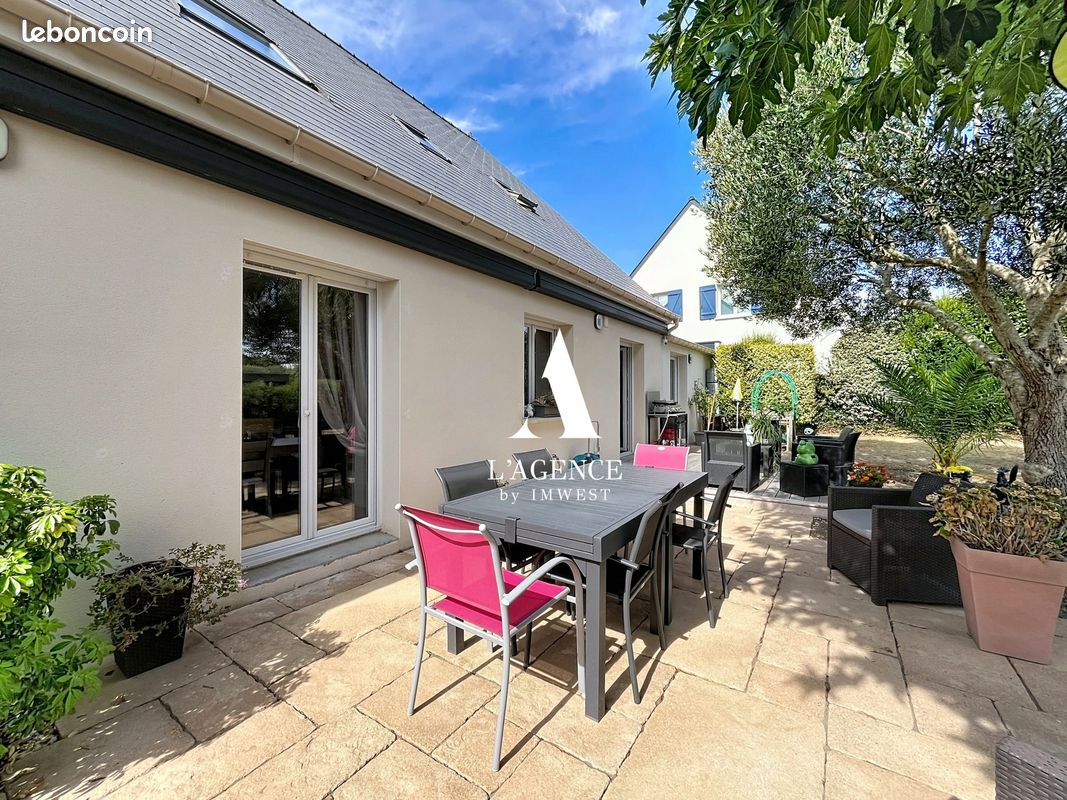 Maison 6 pièces 167 m² · à Larmor-Plage · 167 m² · 724 000 €