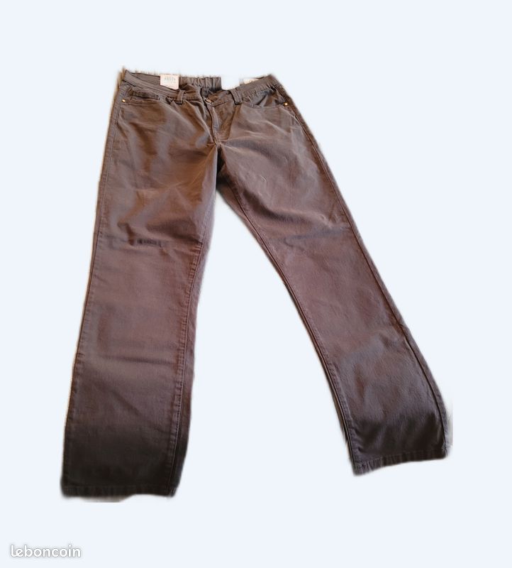 Lot 2 Jeans marron et bleu (image 1)