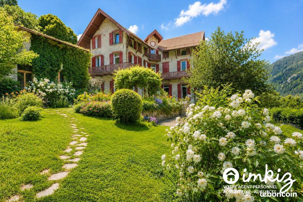 Maison 11 pièces 309 m² · à Saint-Martin-Vésubie · 309 m² · 980 000 €