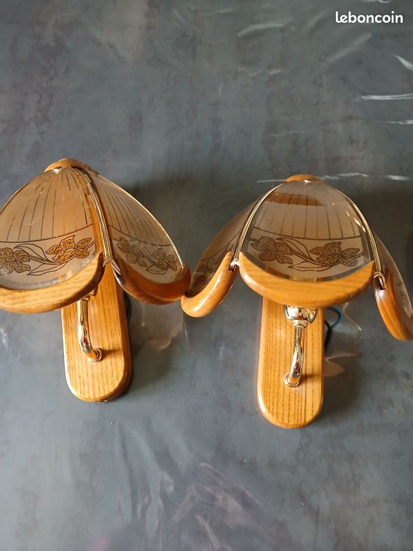Appliques (image 1)