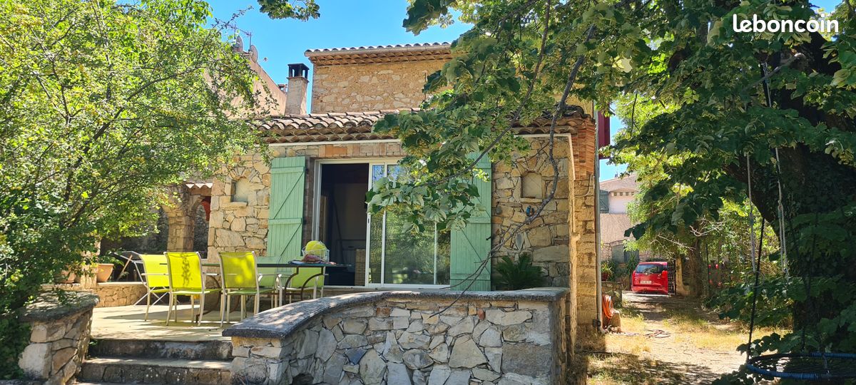 Maison 4 pièces 130 m² · à Rocbaron · 130 m² · 450 000 €