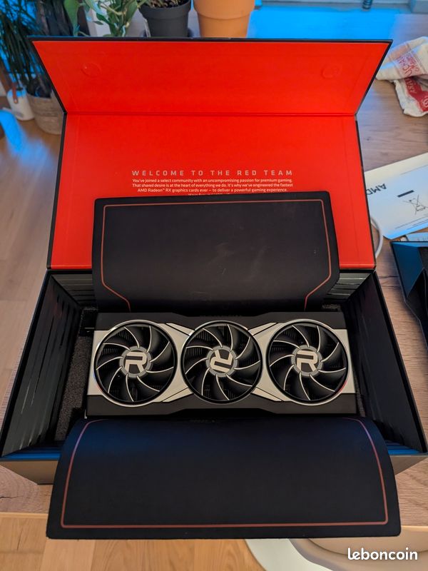 AMD RX 6900 XT Founder Edition (image 7)