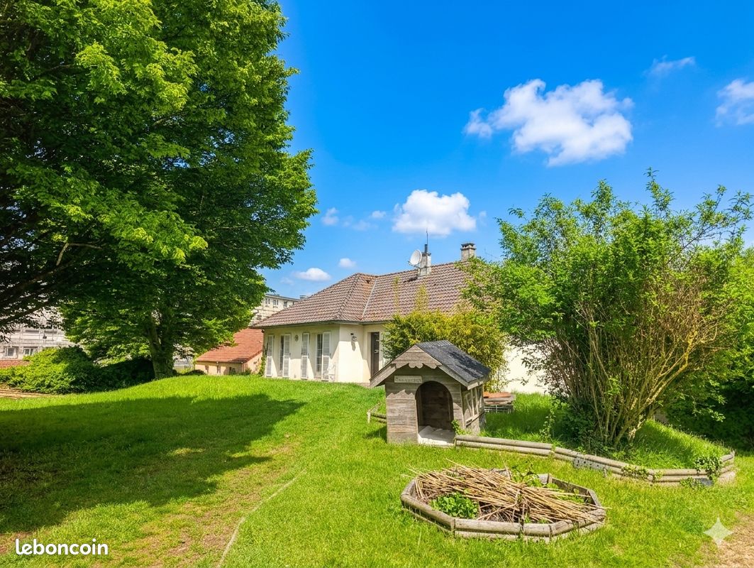 Maison 4 pièces 115 m² · à Évreux · 115 m² · 184 000 €