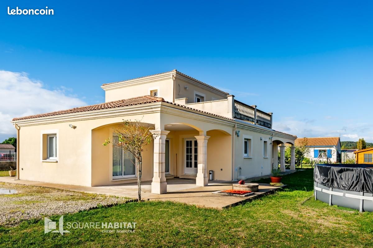 Maison 175 m² · à Saint-Magne-de-Castillon · 175 m² · 1 253 €/mois
